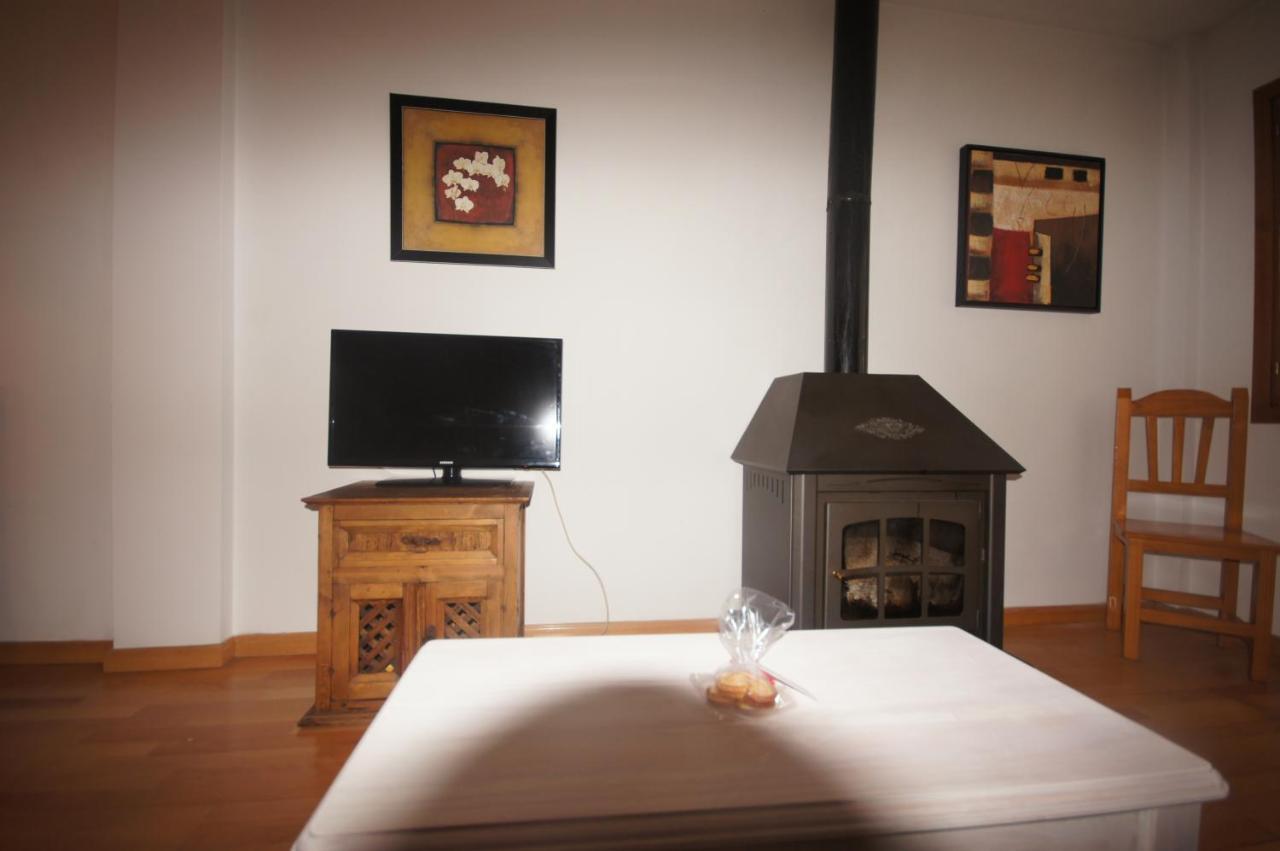 Casa Chispa Cuarenta Y Seis Benasque Esterno foto