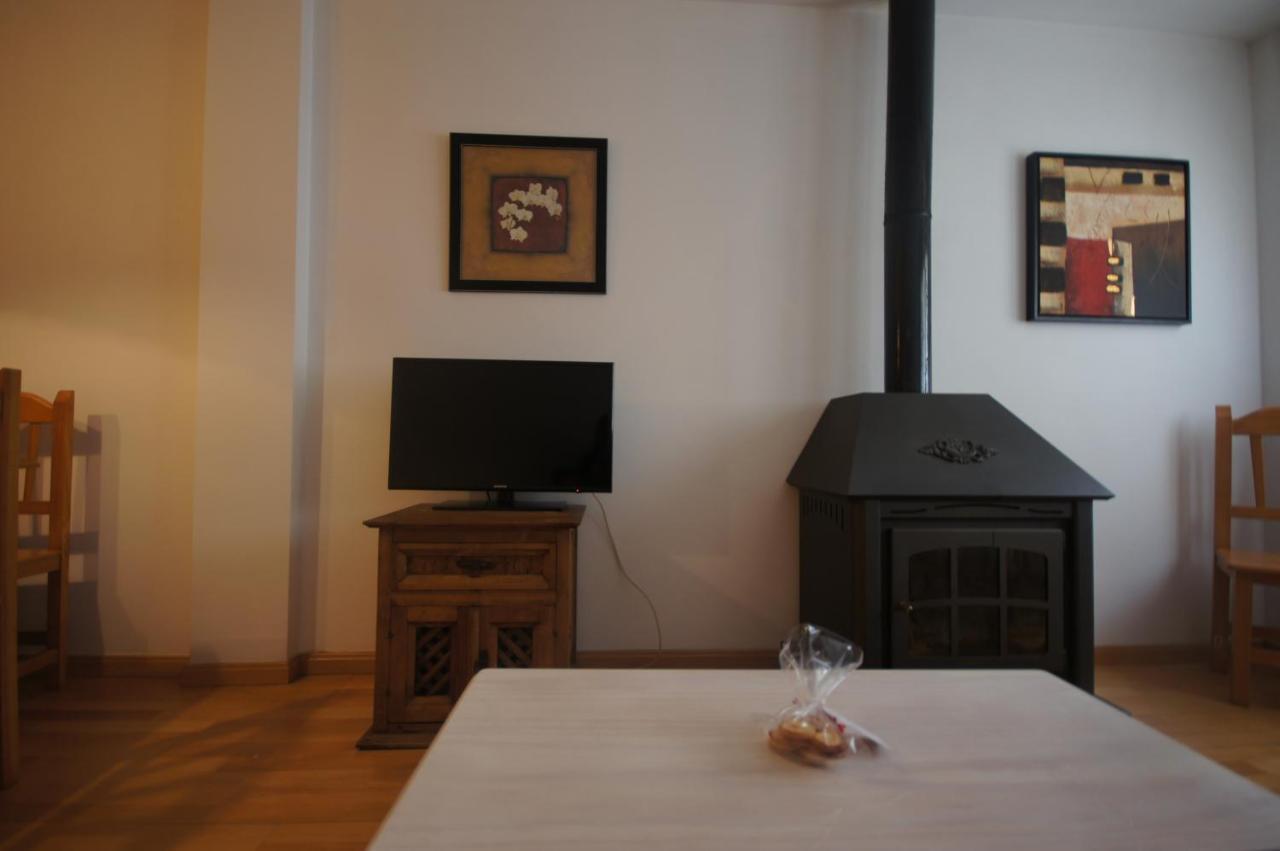 Casa Chispa Cuarenta Y Seis Benasque Esterno foto
